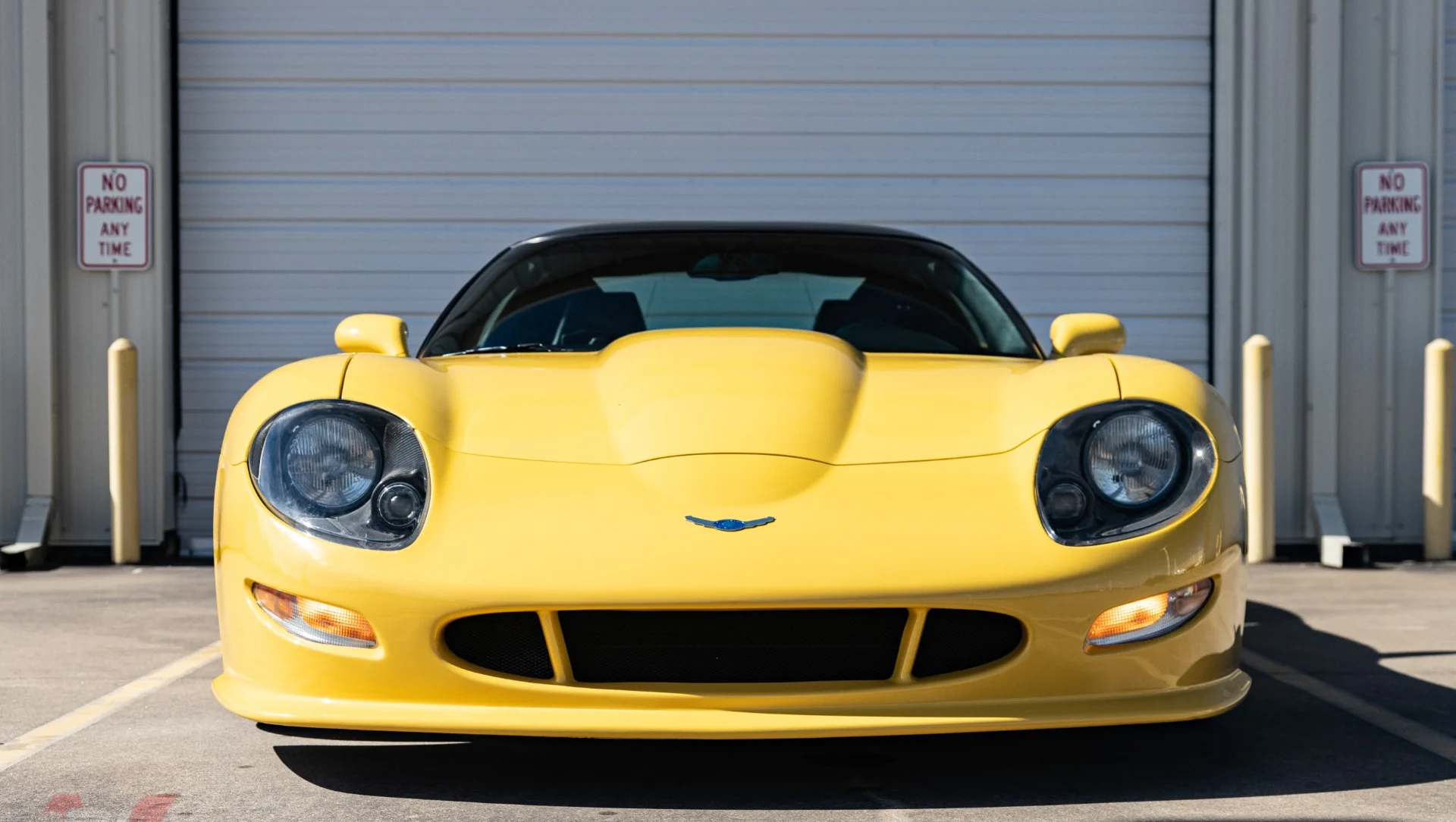 Corvette Generations/C5/C5 1998 Yellow Callaway-C12-Coupe.webp